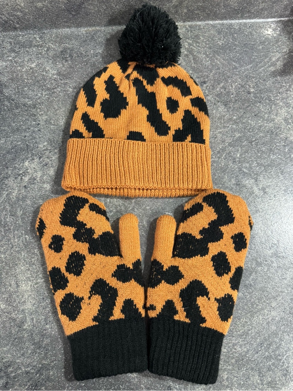 Leopard Pom Beanie & Mittens Set - Black and Brown